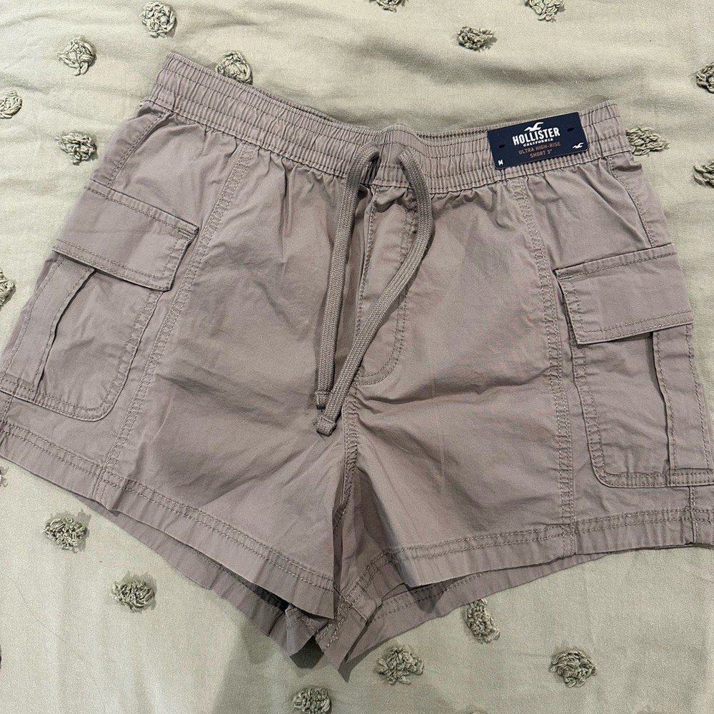 Hollister Cargo Short